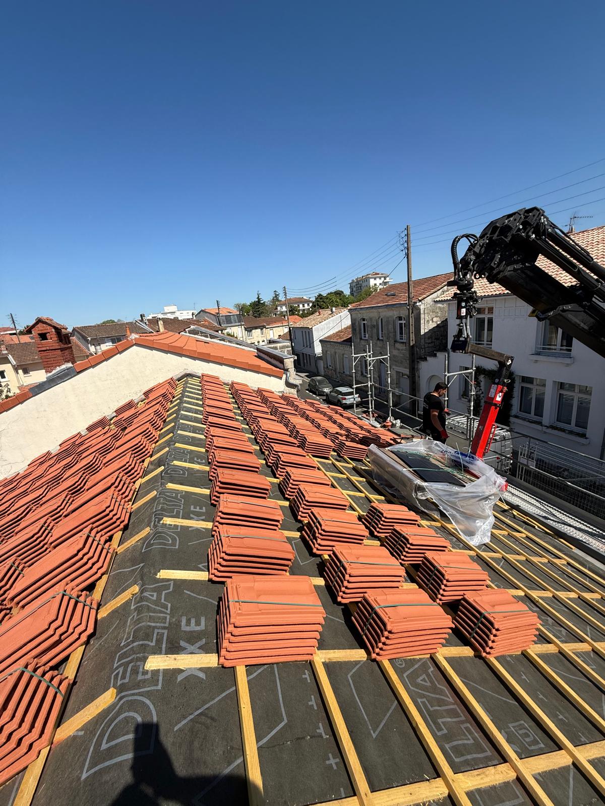 Toiture bac acier à Bassens, réalisation Tourny Couverture (Gironde)