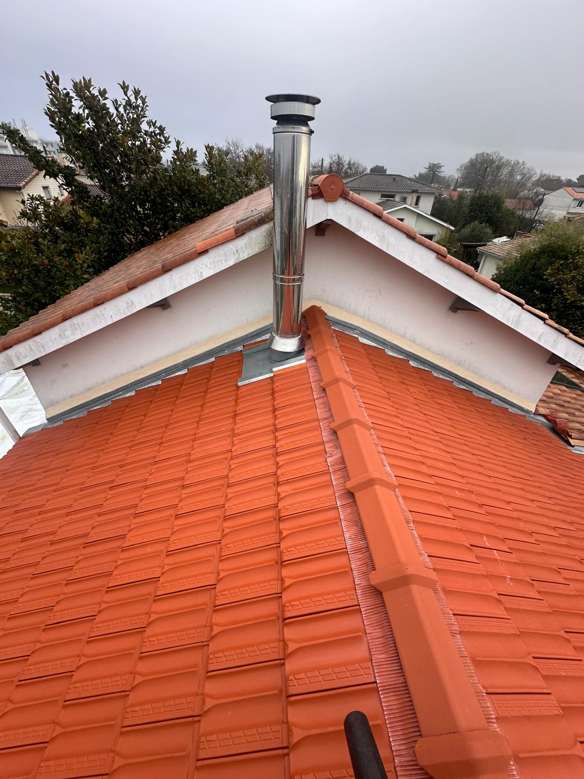 Toiture bac acier à Saint-Aubin-de-Médoc, réalisation Tourny Couverture (Gironde)