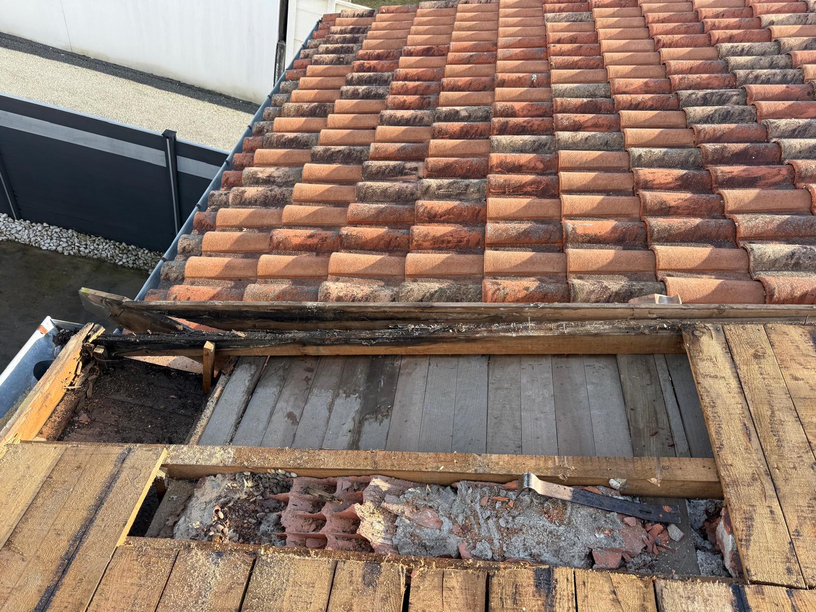 Toiture cintrée à Pessac, réalisation Tourny Couverture (Gironde)
