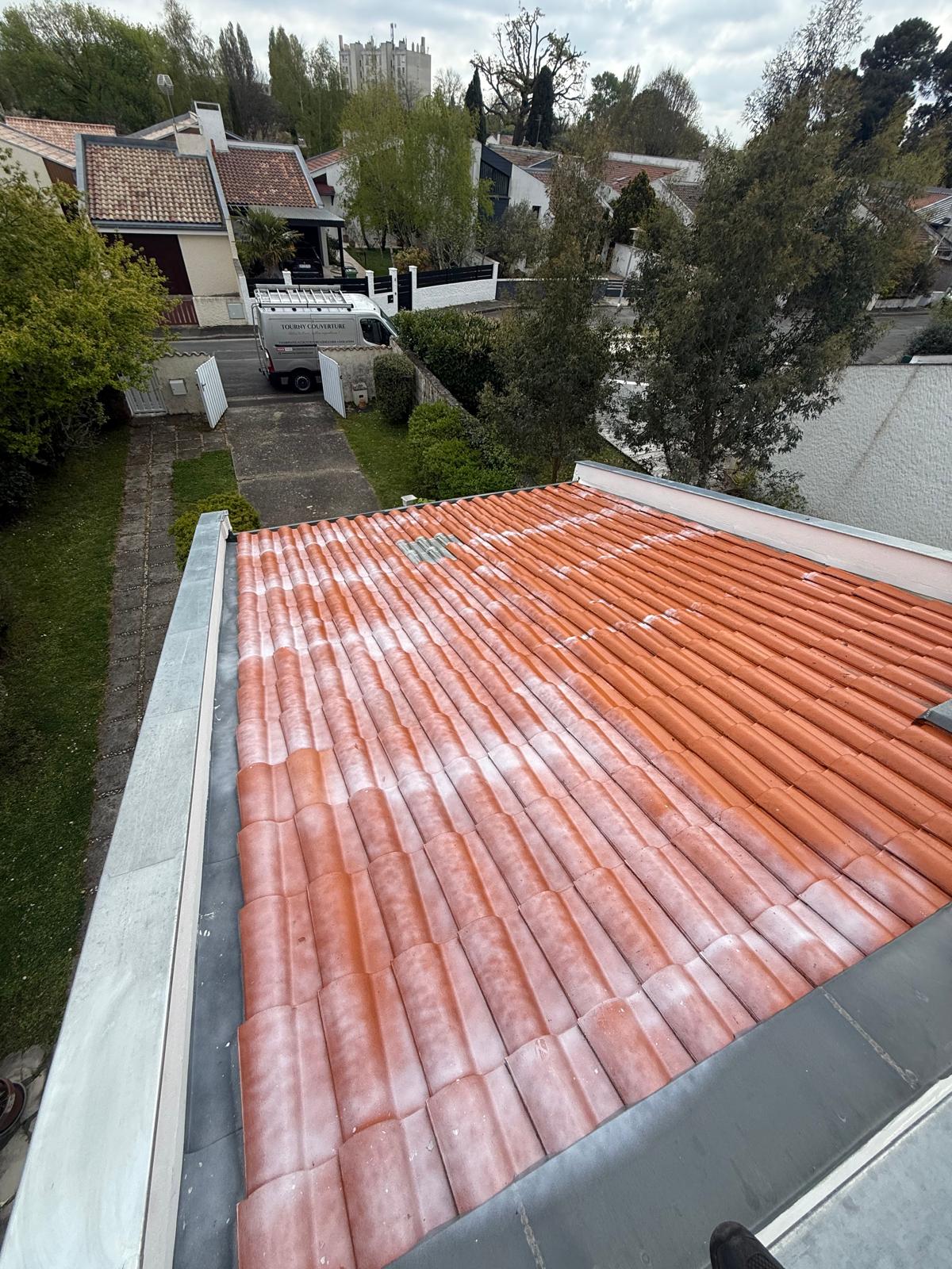 Nettoyage chéneaux et façades